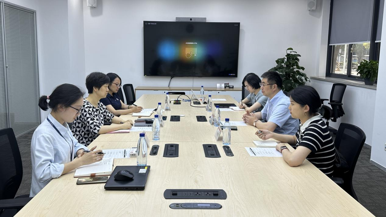 The investigation and exchange site between the delegation and Guangxi Liugong Machinery Co., Ltd.