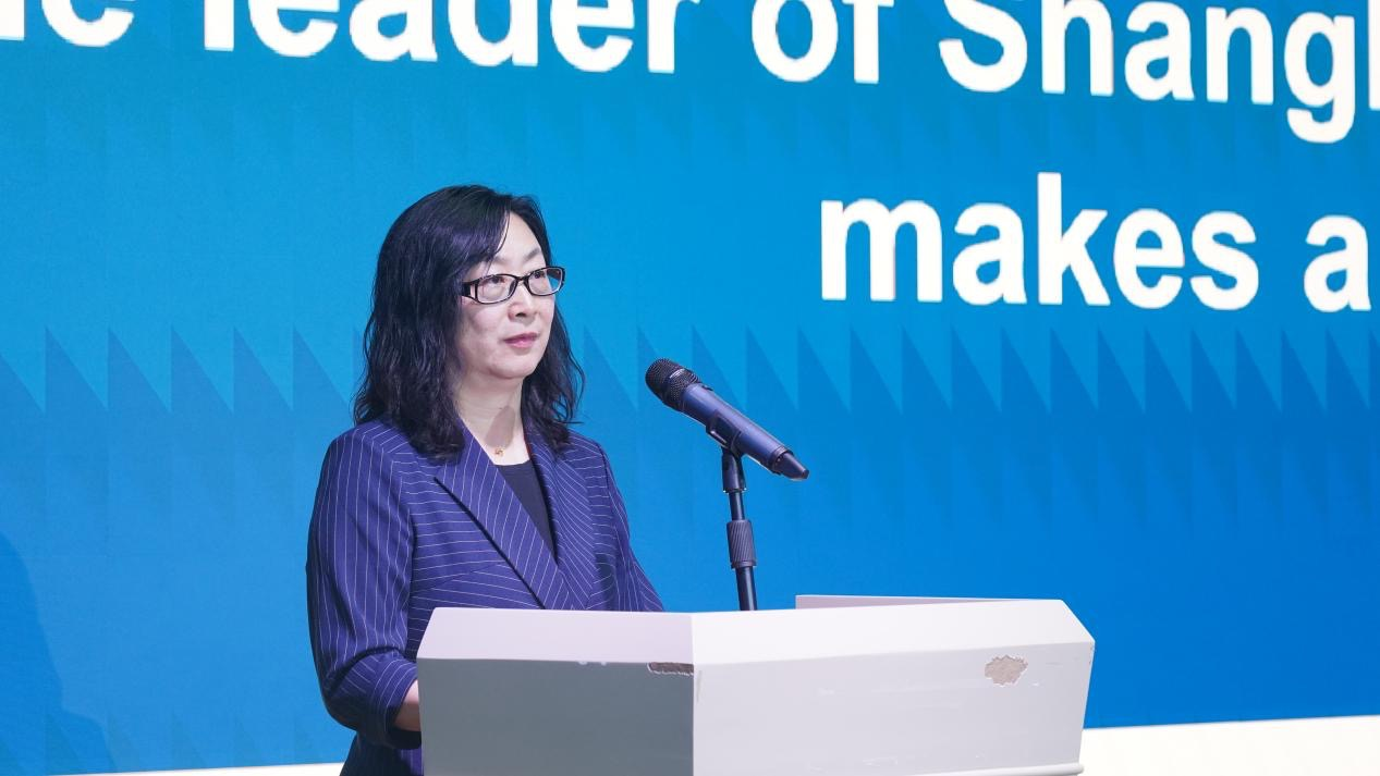 Photo: Liu Bin speaking