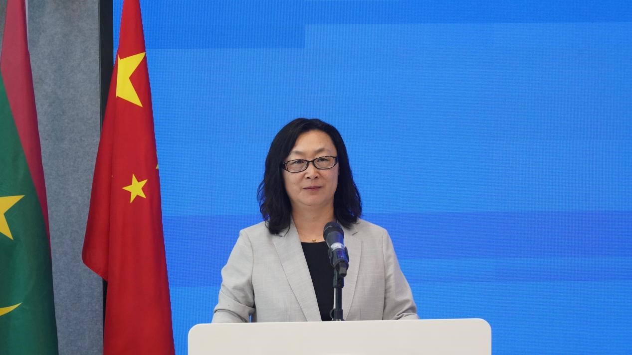 图为刘斌发言