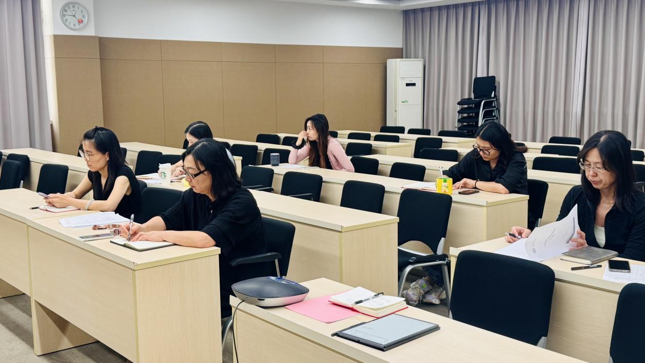 图为交流会现场